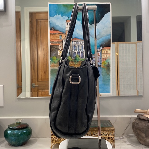 Cole Haan - Classic Black Leather Shoulder Bag - EUC - Picture 10 of 17